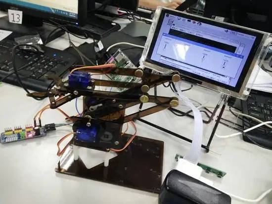 零基础“养龙虾”要花多少钱？有人因OpenClaw失控花费上万元