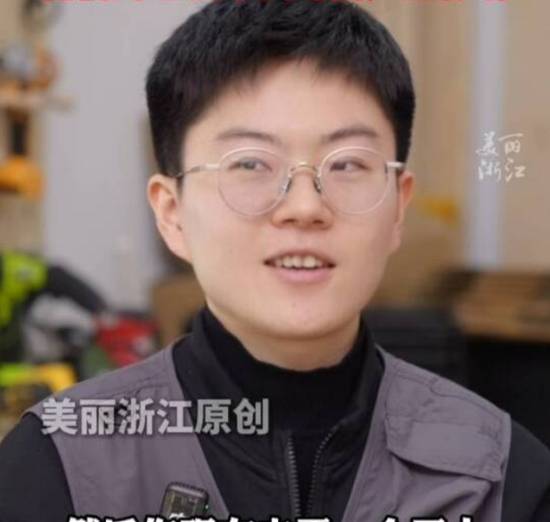 99年女生读博时转行开全女维修公司 目前团队十几人